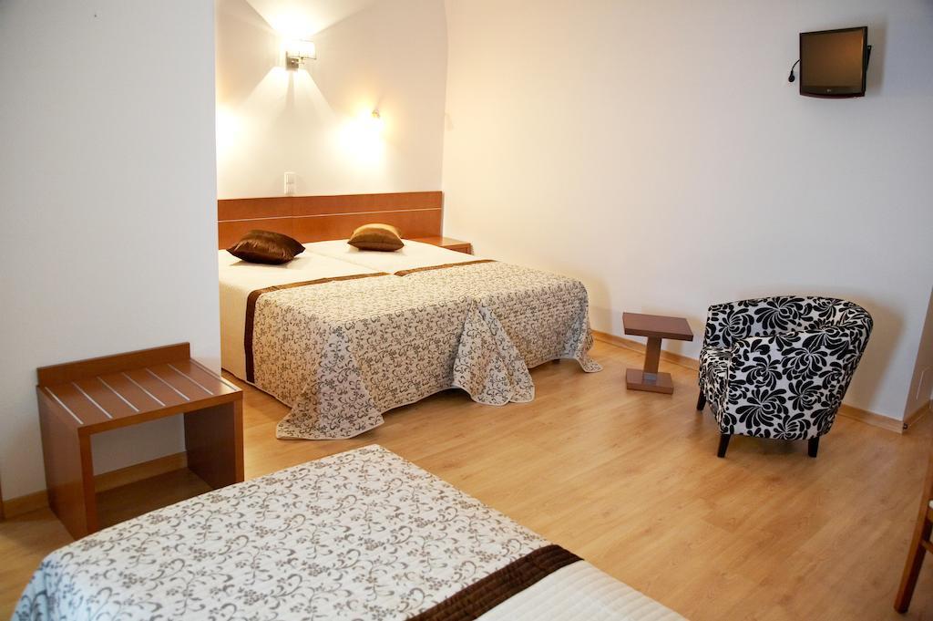Solar De Alqueva Hostel Reguengos de Monsaraz Room photo